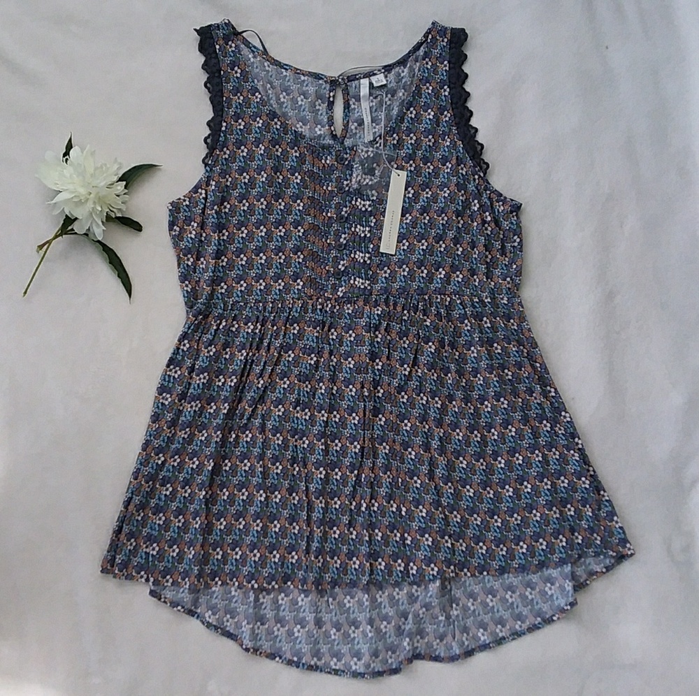 [LC Lauren Conrad] NWT Floral Sleeveless Blouse